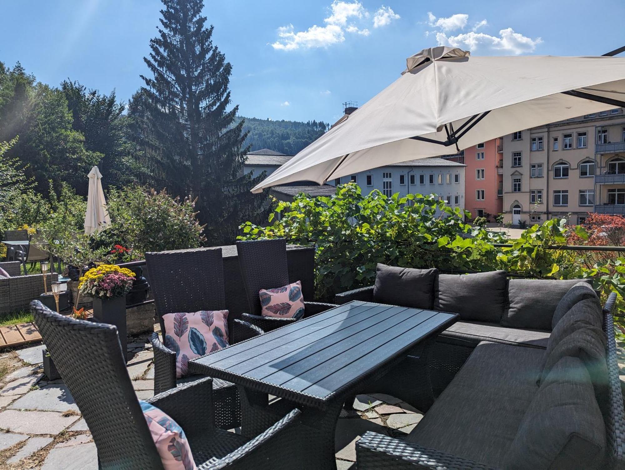 Hw2B - Urlaubsmagie - Wohlfuehlwohnung Mit Balkon, Pool, Sauna & Terrasse Sebnitz Kültér fotó