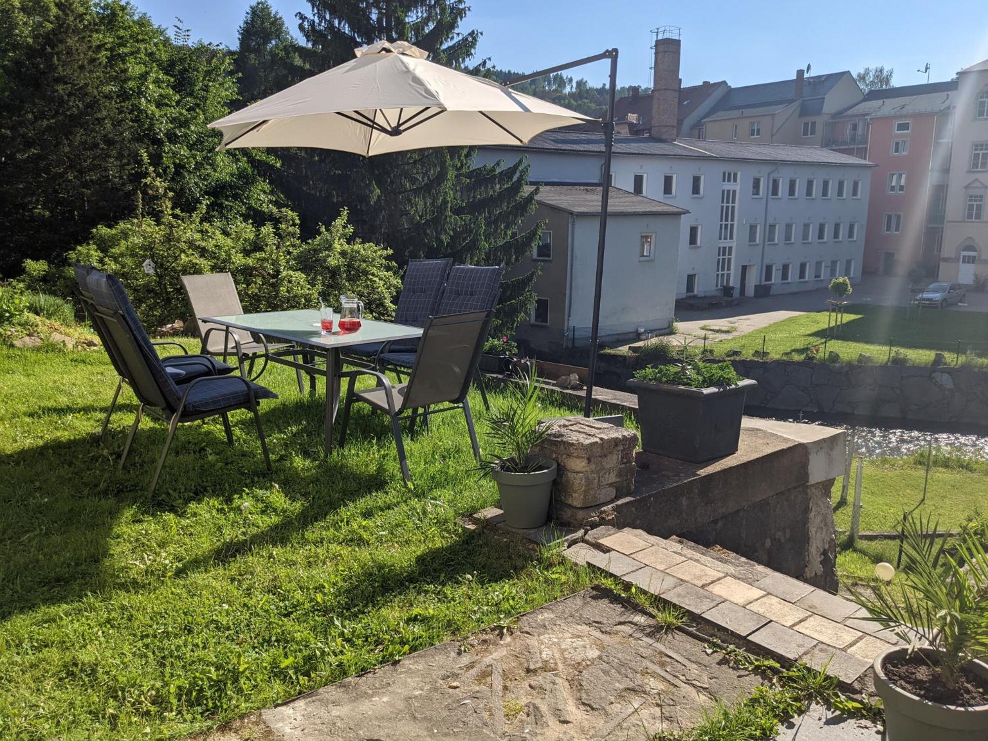 Hw2B - Urlaubsmagie - Wohlfuehlwohnung Mit Balkon, Pool, Sauna & Terrasse Sebnitz Kültér fotó