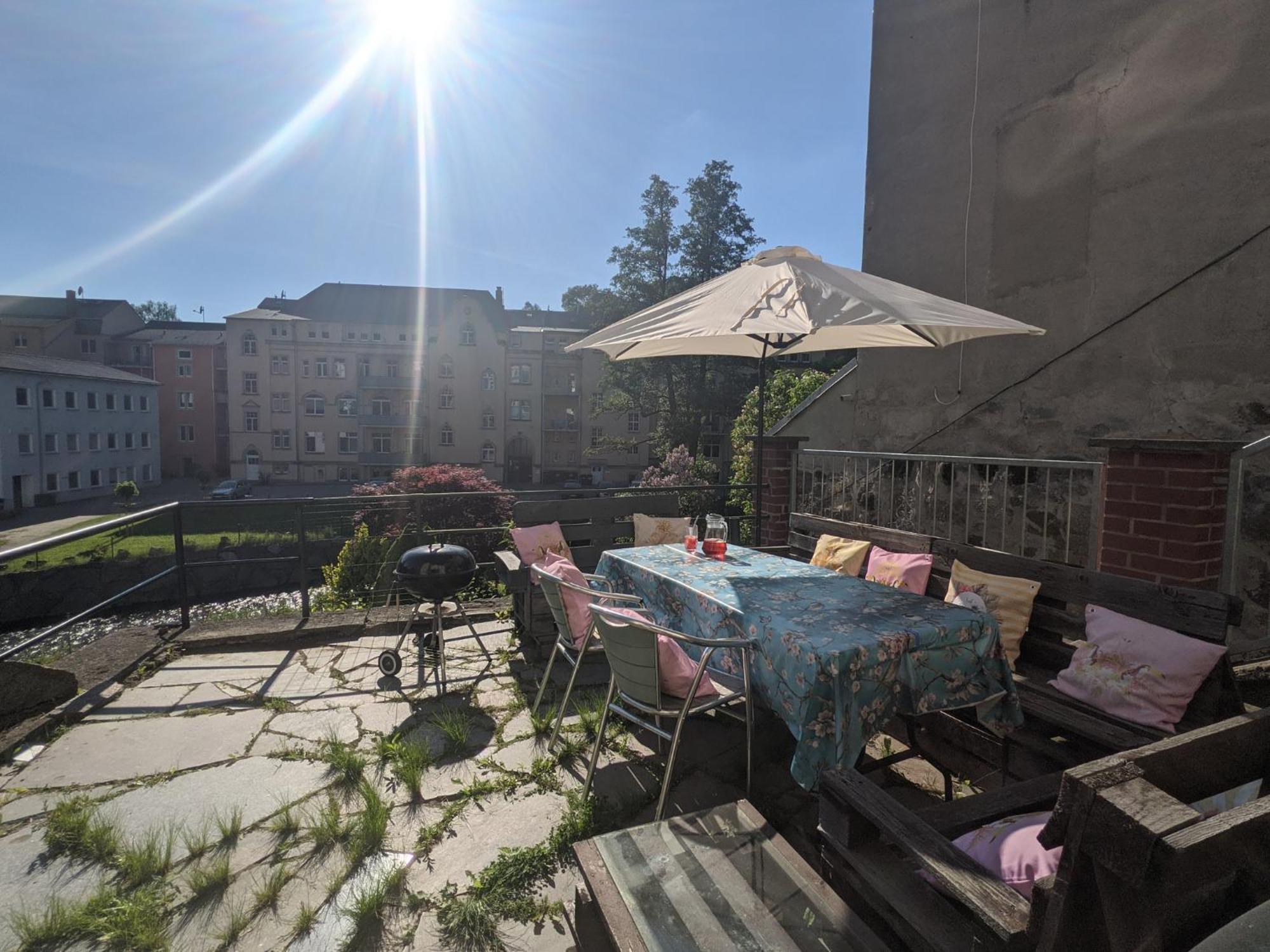 Hw2B - Urlaubsmagie - Wohlfuehlwohnung Mit Balkon, Pool, Sauna & Terrasse Sebnitz Kültér fotó